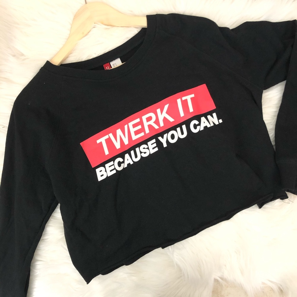 Twerk it because you can graphic crop top